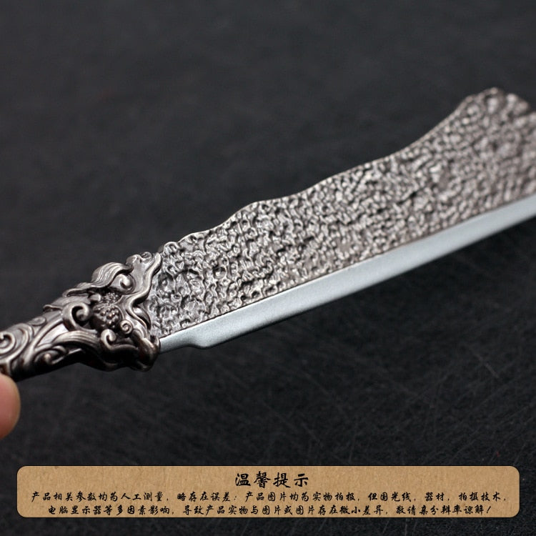 22cm Metal Sword machete Blade Espadas Manga Anime Keychain Toy Ancient Chinese Weapons Pendant Decoration Ornament Accessories